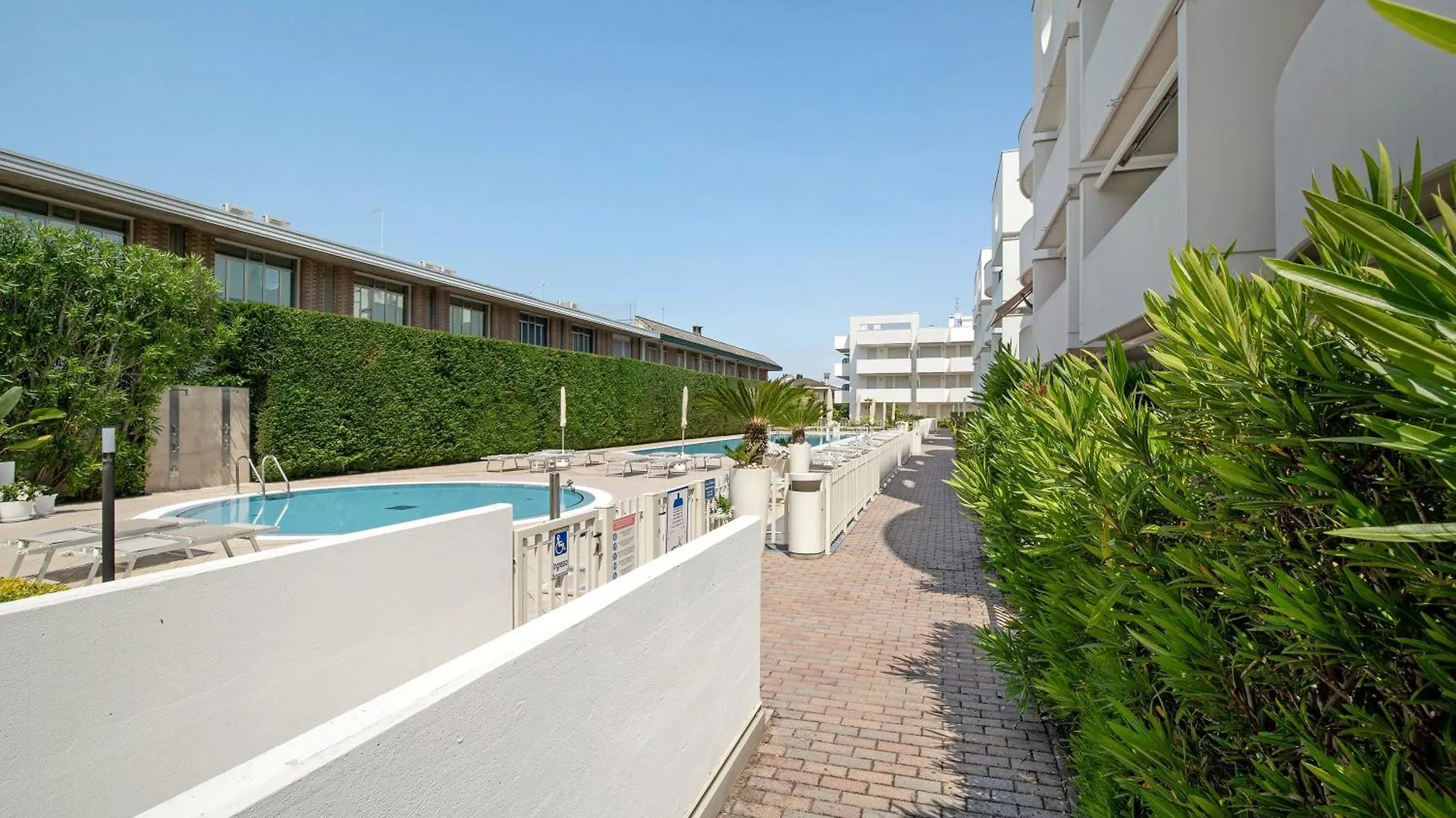 Residence Papaya A102 Lido di Jesolo 0*,  İtalya